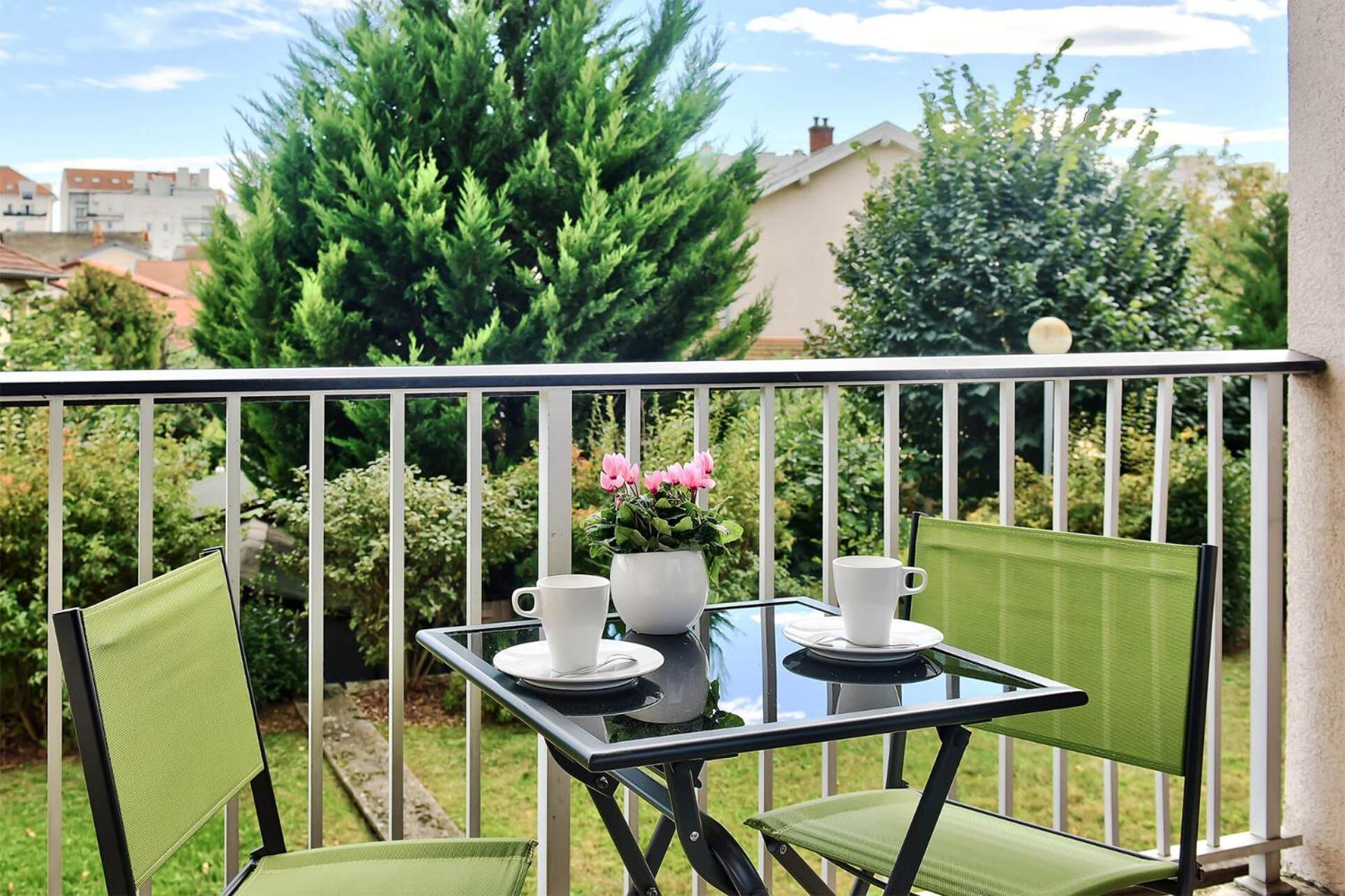 Villeurbanne La Doua / Insa Luaran gambar